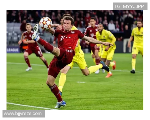 拜仁慕尼黑轻取乌尔姆,碾压对手展示强势实力 拜仁慕尼黑轻取乌尔姆,碾压对手展示强势实力