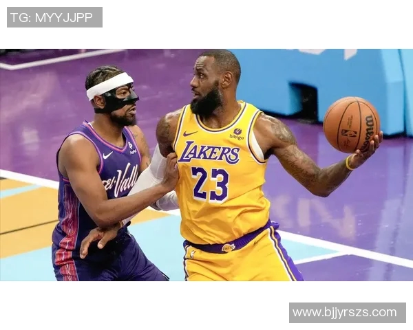 詹姆斯带伤砍下三双，领导湖人逆转太阳取胜